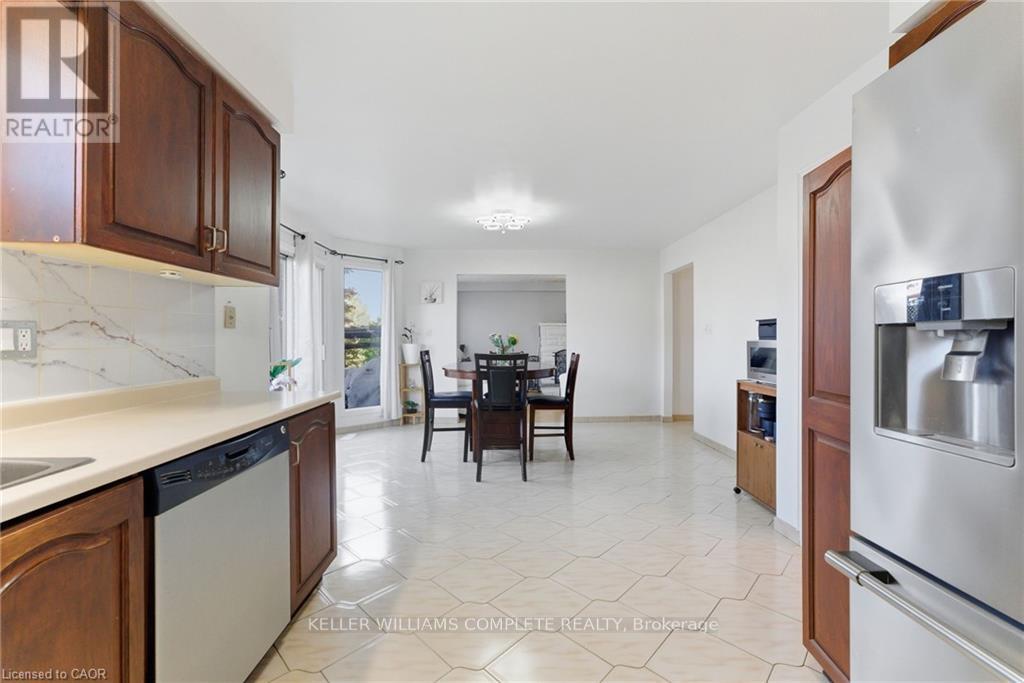 2 Morningstar Court, Hamilton, Ontario  L8W 3E1 - Photo 13 - X12730756