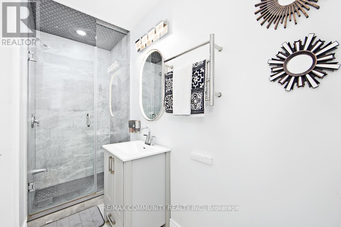 168 Kingslake Road, Toronto, Ontario  M2J 3G3 - Photo 22 - C12730494