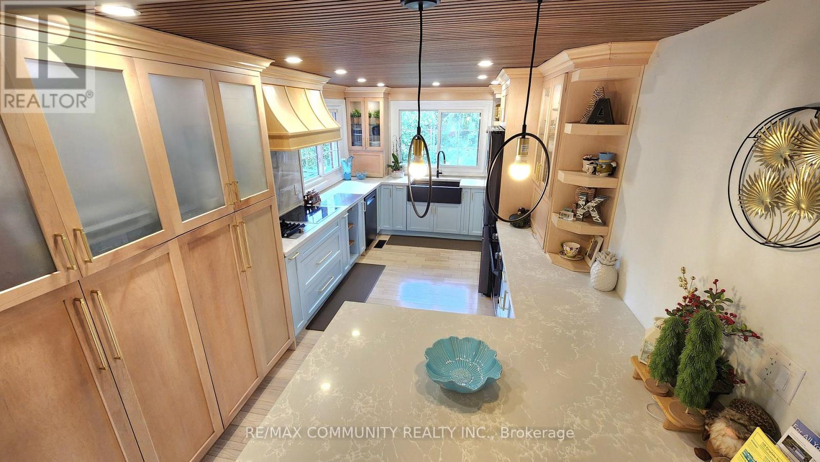 168 Kingslake Road, Toronto, Ontario  M2J 3G3 - Photo 11 - C12730494