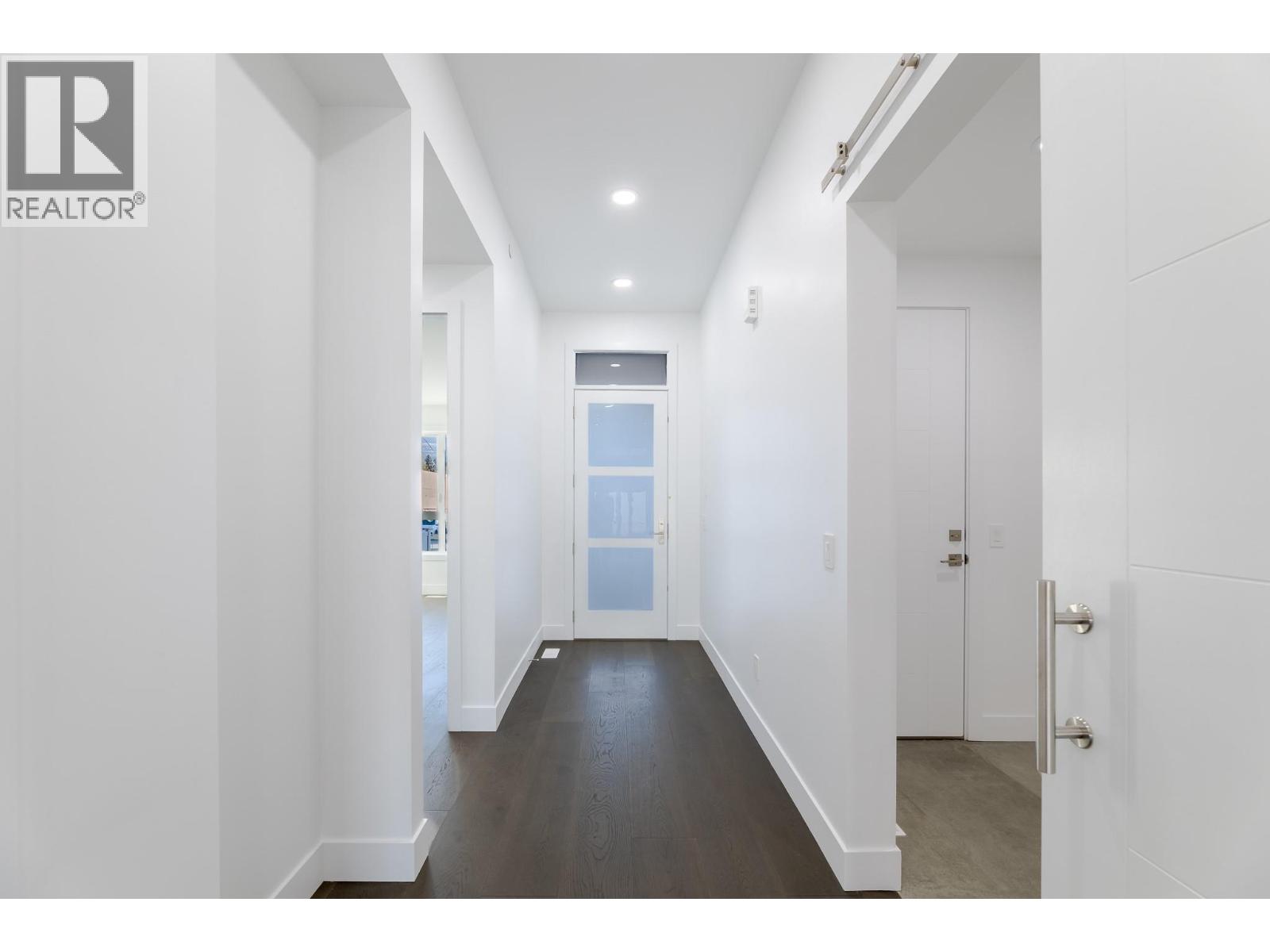 5586 Nixon Road, Summerland, British Columbia  V0H 1Z9 - Photo 5 - 10373919