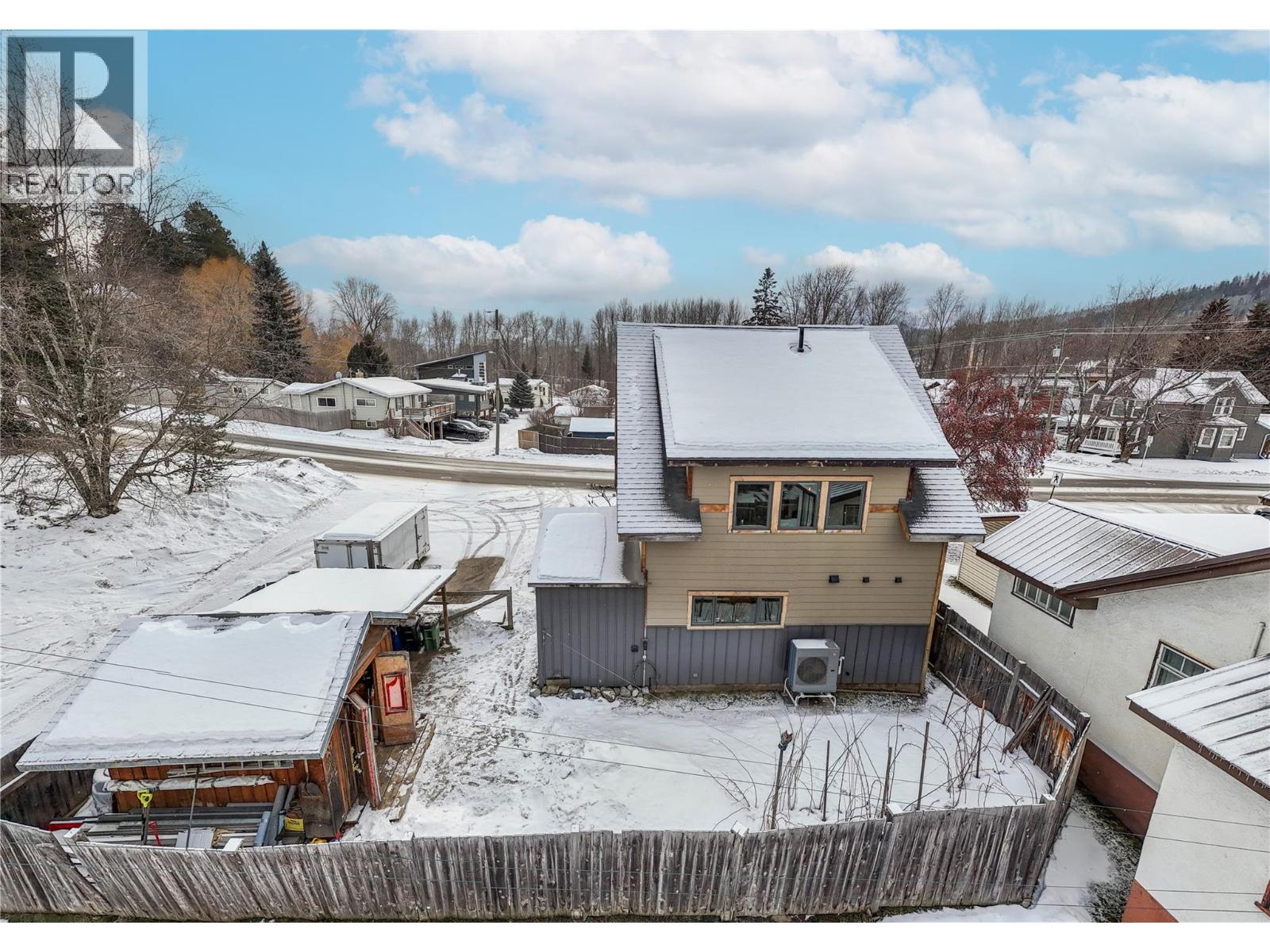 402a 6th Avenue, Fernie, British Columbia  V0B 1M0 - Photo 53 - 10373872