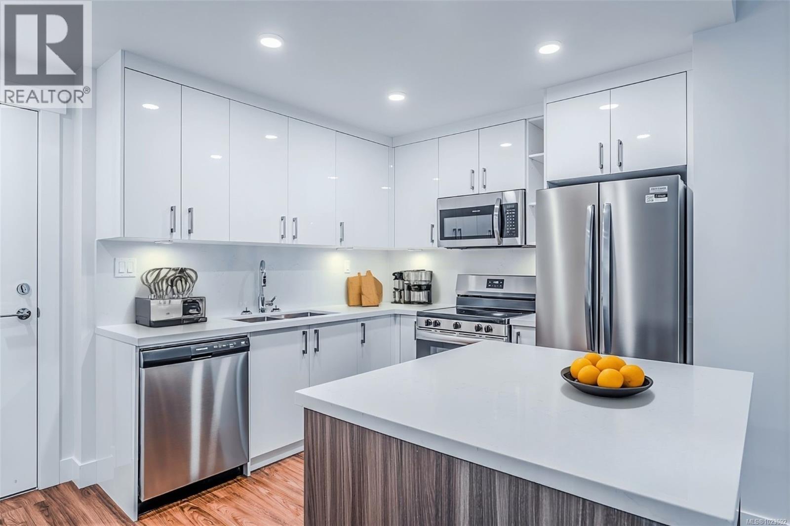 407 6320 Sentinal Dr, Nanaimo, British Columbia  V9V 1W4 - Photo 3 - 1023092