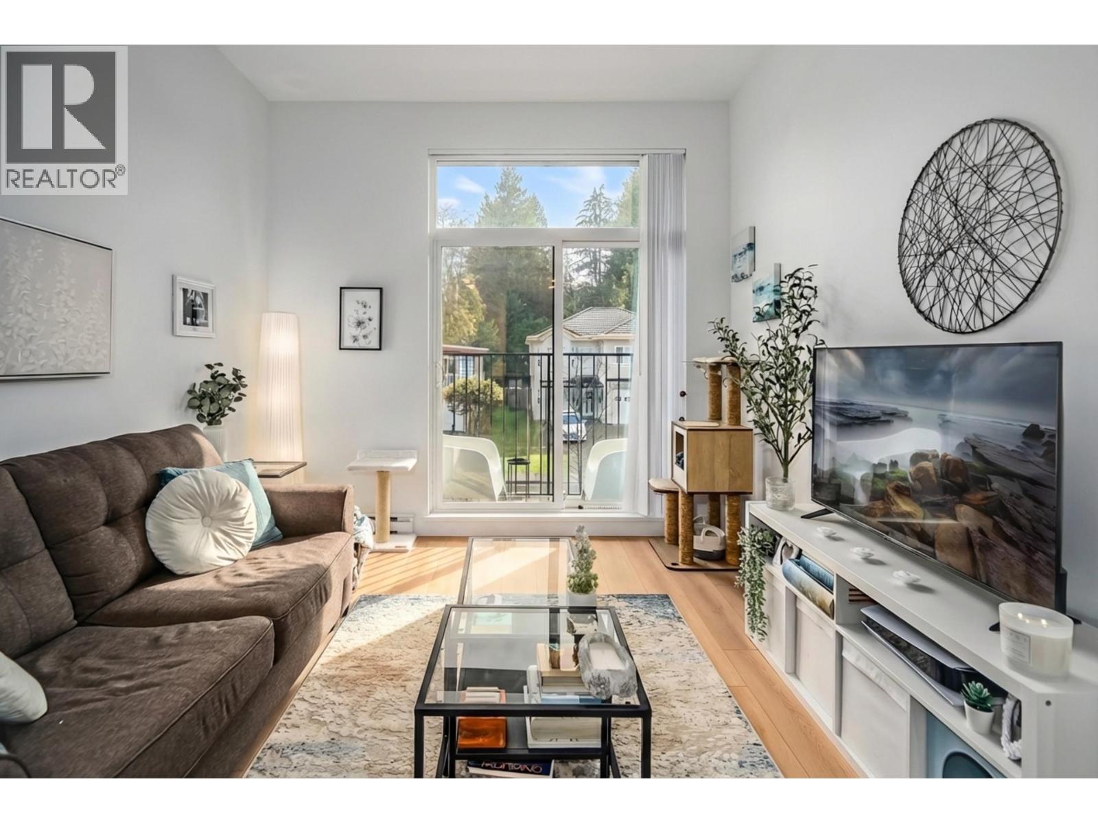 213 708 Edgar Avenue, Coquitlam, British Columbia  V3K 0H3 - Photo 1 - R3083169