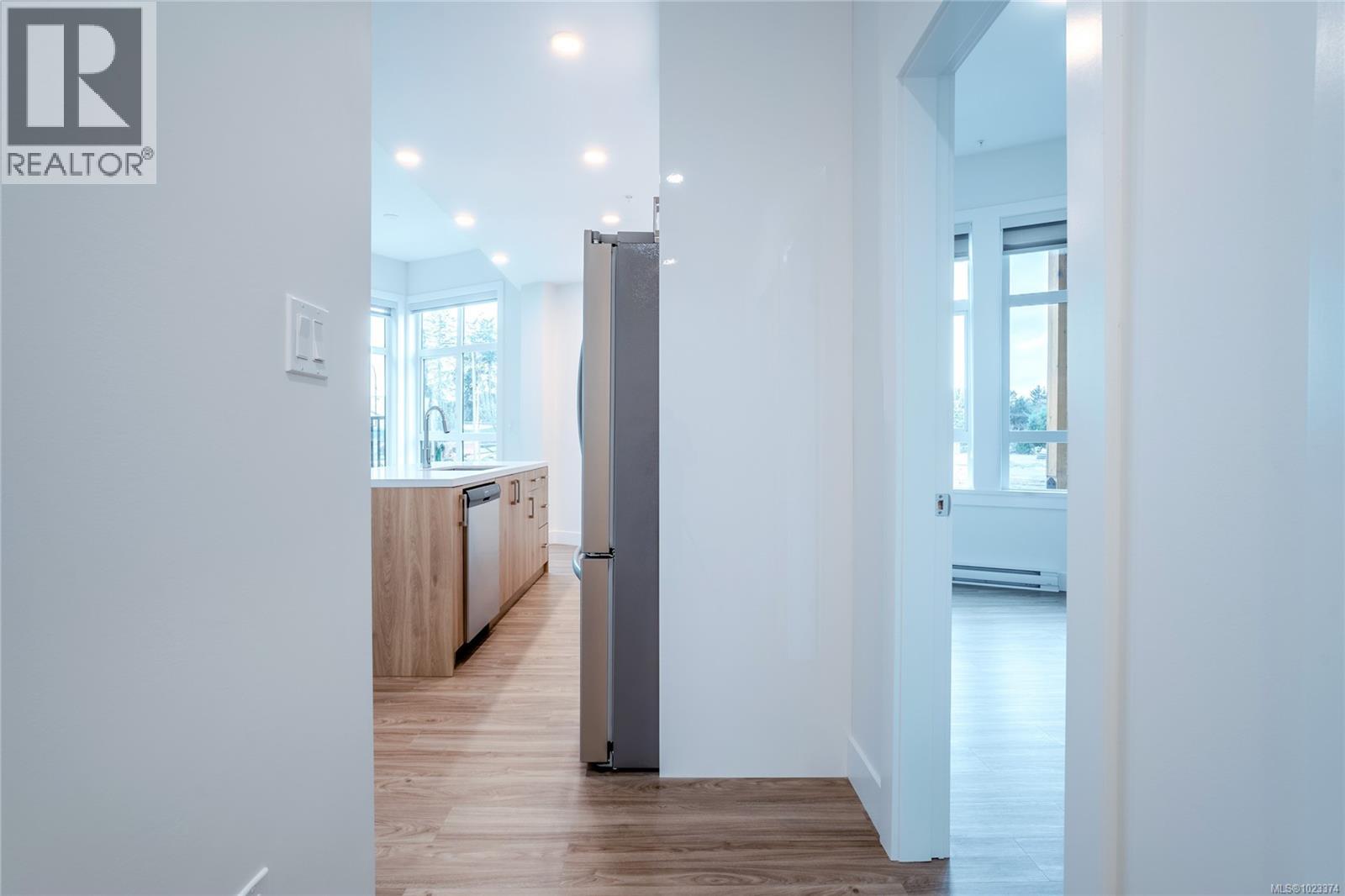 104 6320 Sentinal Dr, Nanaimo, British Columbia  V9V 1W4 - Photo 23 - 1023374