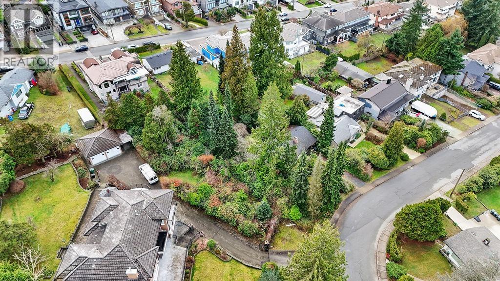 Listing Picture 13 of 14 : 7258 RIDGE DRIVE, Burnaby / 本拿比 - 魯藝地產 Yvonne Lu Group - MLS Medallion Club Member