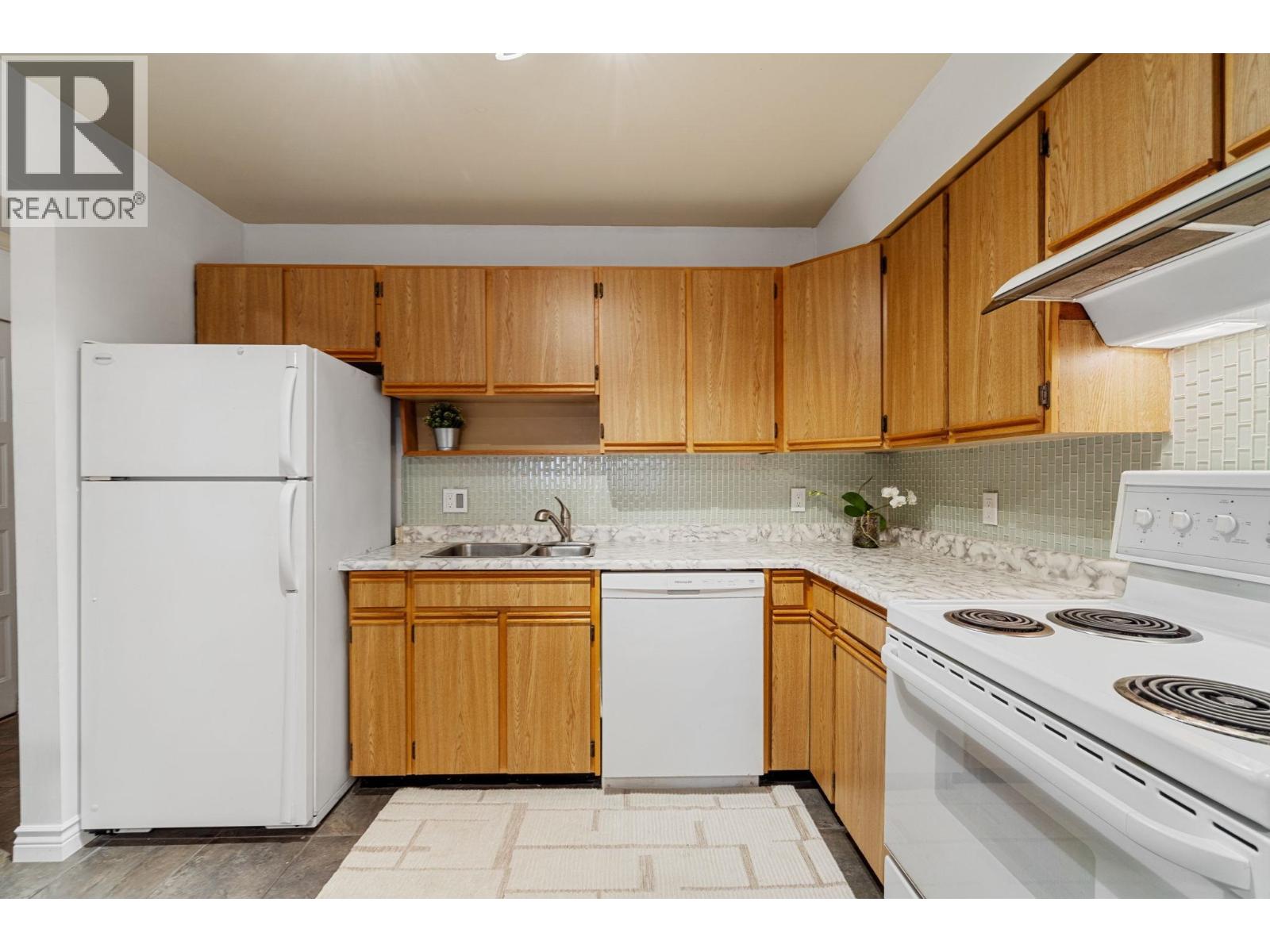 904 615 Belmont Street, New Westminster, British Columbia  V3M 6A1 - Photo 15 - R3083262