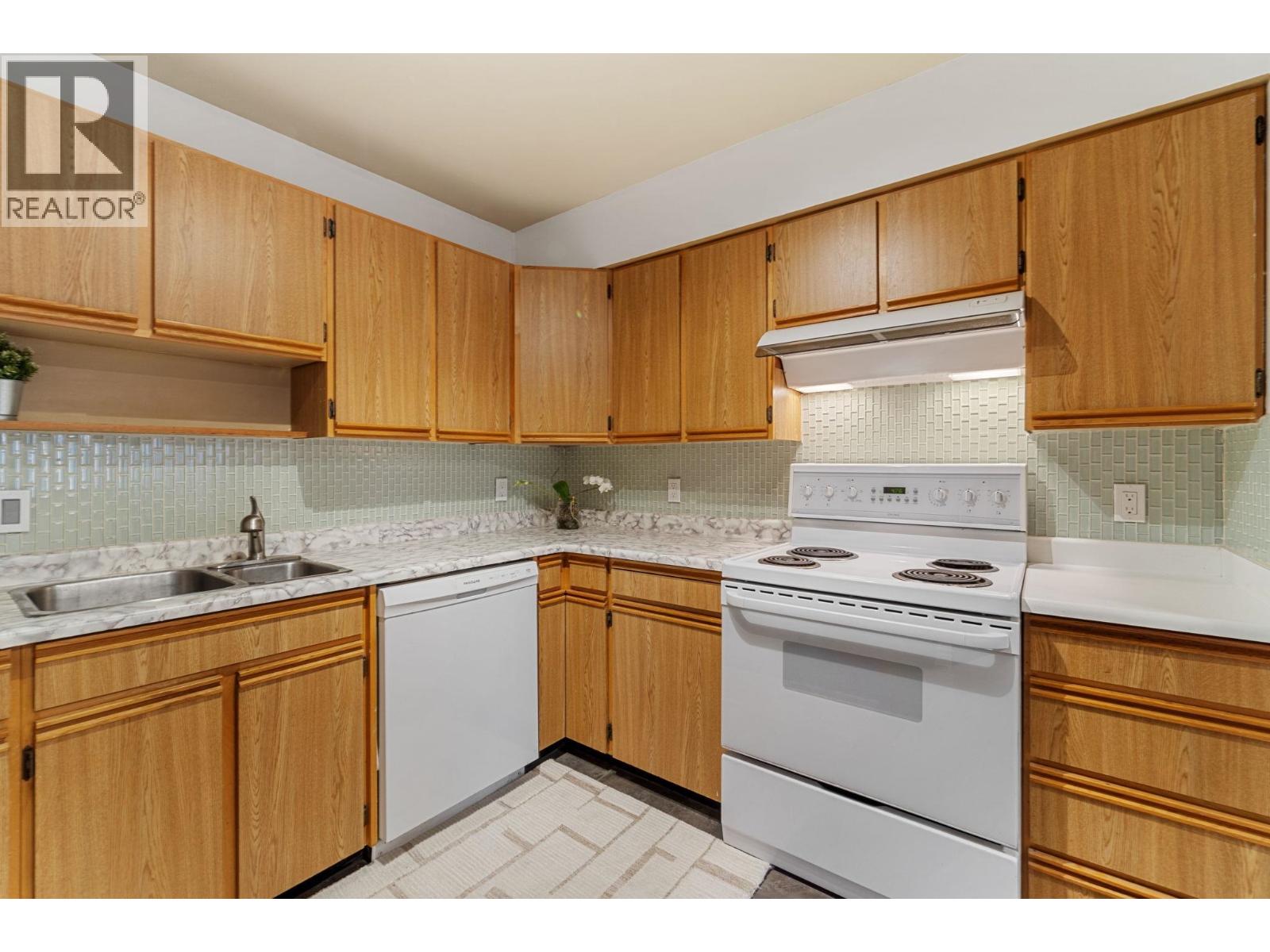 904 615 Belmont Street, New Westminster, British Columbia  V3M 6A1 - Photo 17 - R3083262