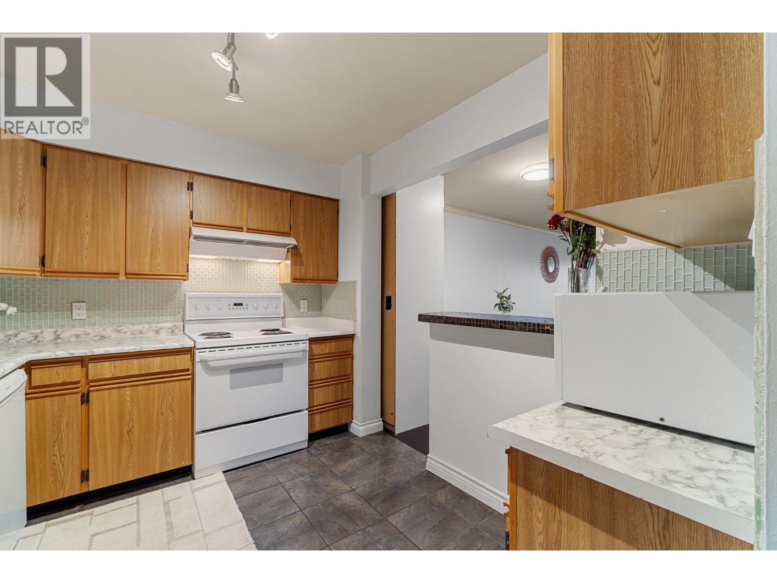 904 615 Belmont Street, New Westminster, British Columbia  V3M 6A1 - Photo 18 - R3083262