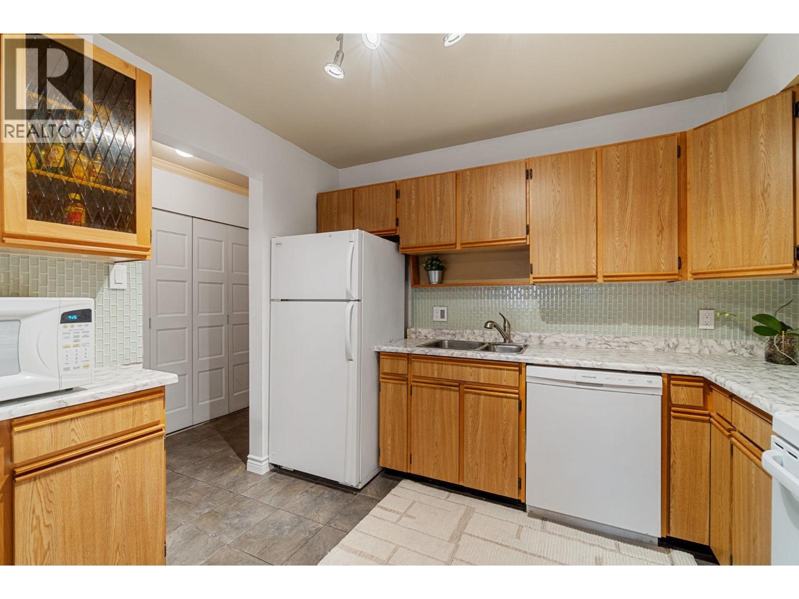 904 615 Belmont Street, New Westminster, British Columbia  V3M 6A1 - Photo 19 - R3083262