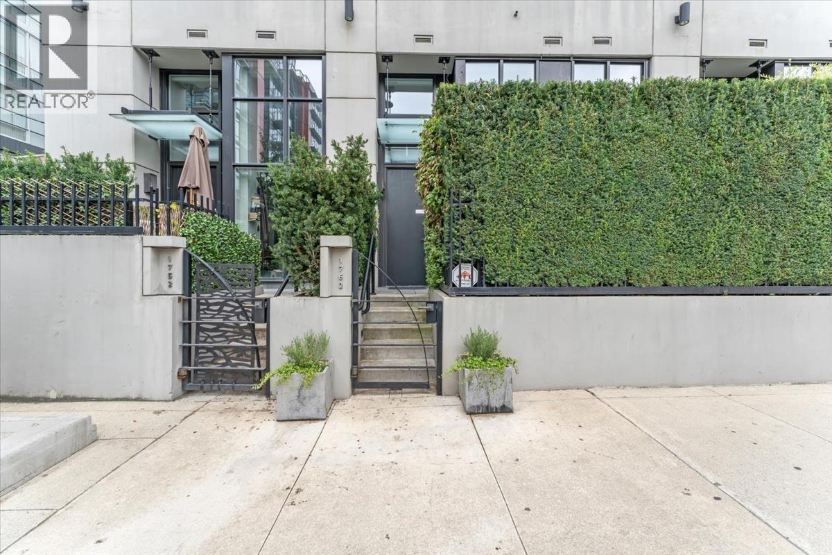 1762 Ontario Street, Vancouver, British Columbia V5T 0G2 - Photo 25 - R3083264