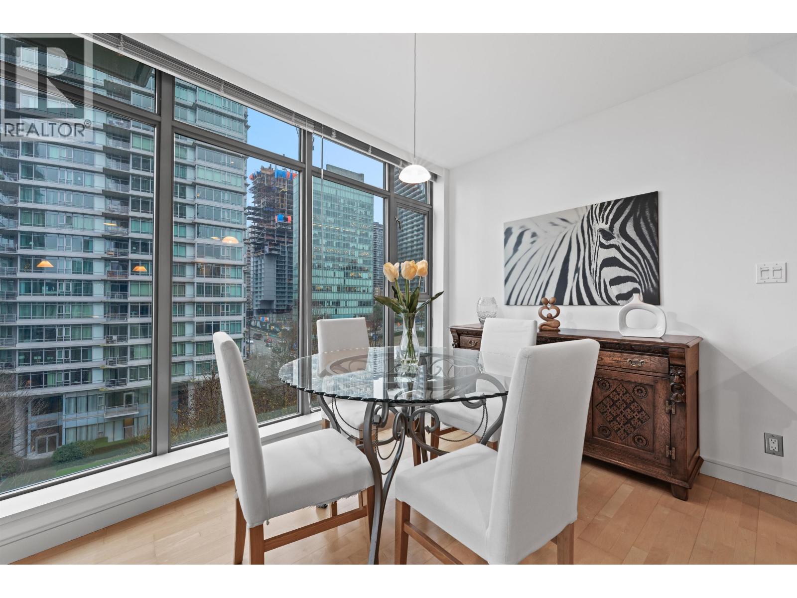 605 1680 Bayshore Drive, Vancouver, British Columbia  V6G 3H6 - Photo 4 - R3083269