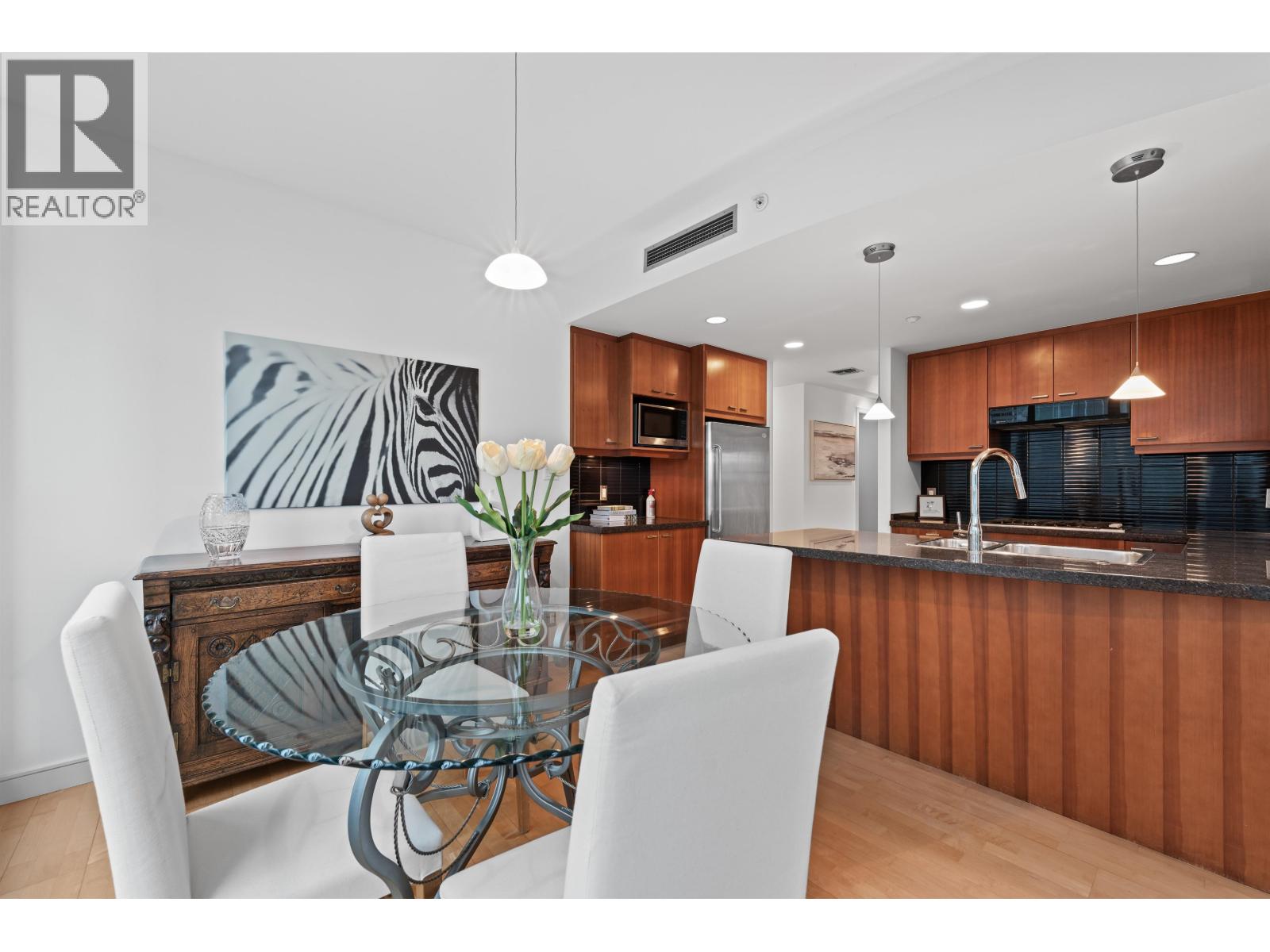 605 1680 Bayshore Drive, Vancouver, British Columbia  V6G 3H6 - Photo 6 - R3083269