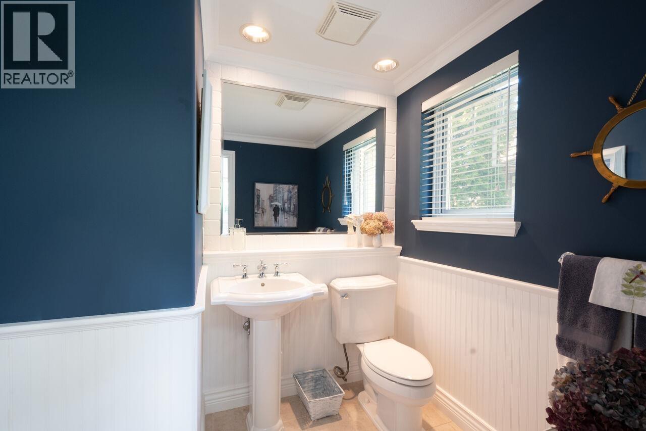 15 Beach Drive, Furry Creek, British Columbia  V8B 1A2 - Photo 18 - R3083274