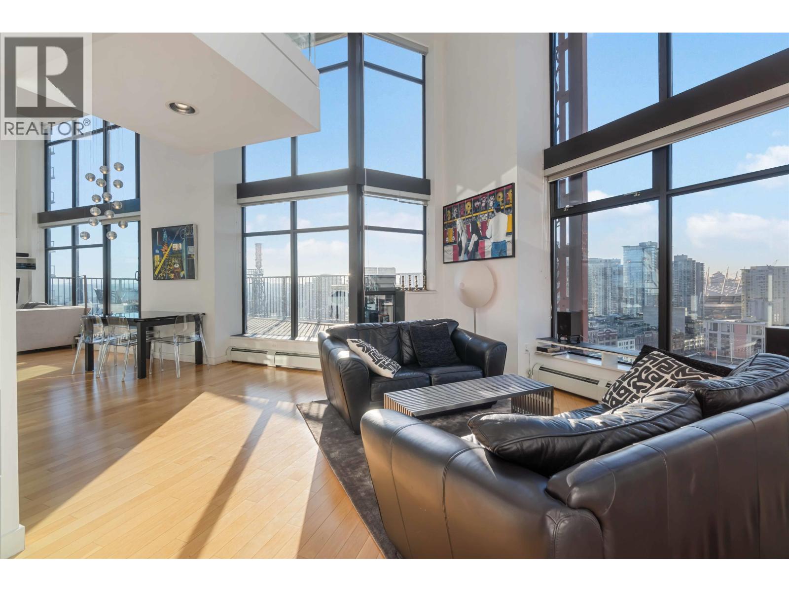 2306 128 W Cordova Street, Vancouver, British Columbia  V6B 0E6 - Photo 1 - R3083277