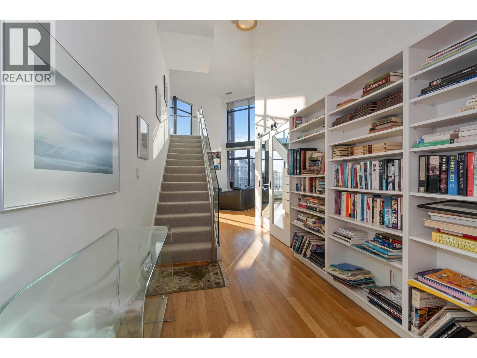 2306 128 W Cordova Street, Vancouver, British Columbia  V6B 0E6 - Photo 5 - R3083277