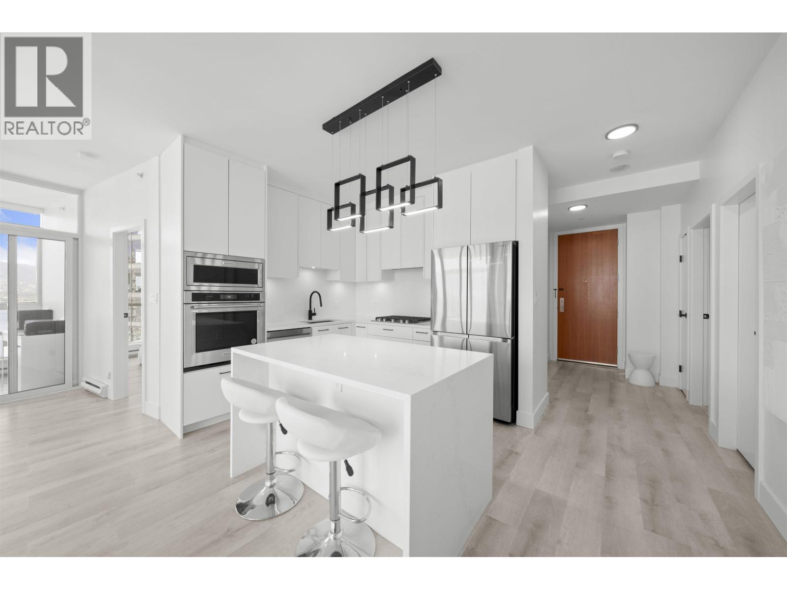 2201 1189 Melville Street, Vancouver, British Columbia  V6E 4T8 - Photo 2 - R3083280