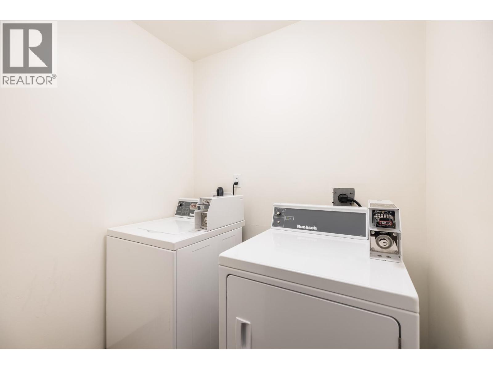 209 141 W 13th Street, North Vancouver, British Columbia  V7M 1N5 - Photo 19 - R3083302