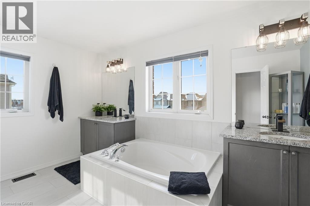 211 Odonnel Drive, Binbrook, Ontario  L0R 1C0 - Photo 22 - 40800990