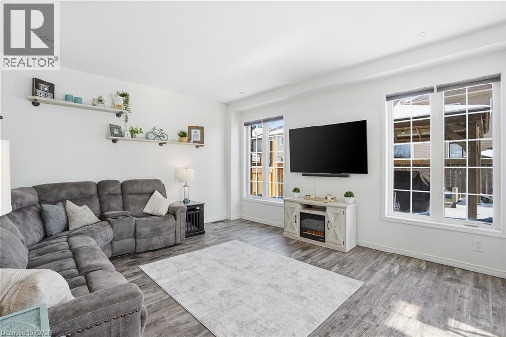 211 Odonnel Drive, Binbrook, Ontario  L0R 1C0 - Photo 9 - 40800990