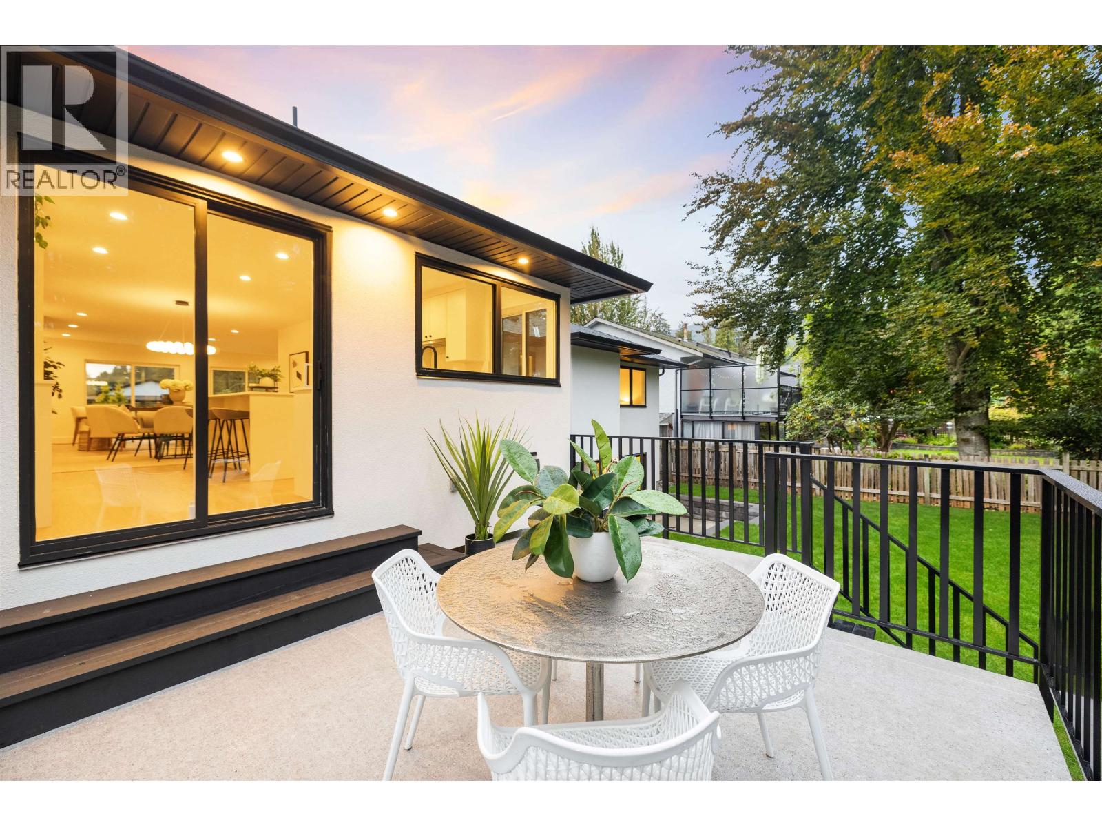 2654 Masefield Road, North Vancouver, British Columbia  V7K 1Z9 - Photo 32 - R3083285