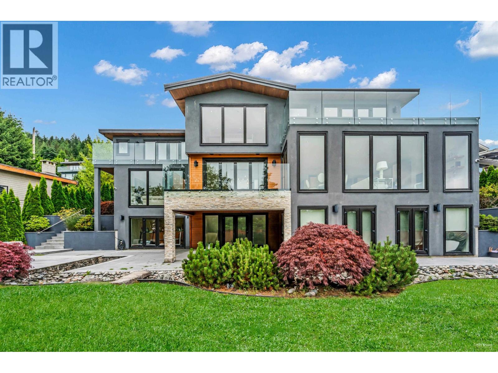 518 Ballantree Place, West Vancouver, British Columbia  V7S 1W5 - Photo 2 - R3083304