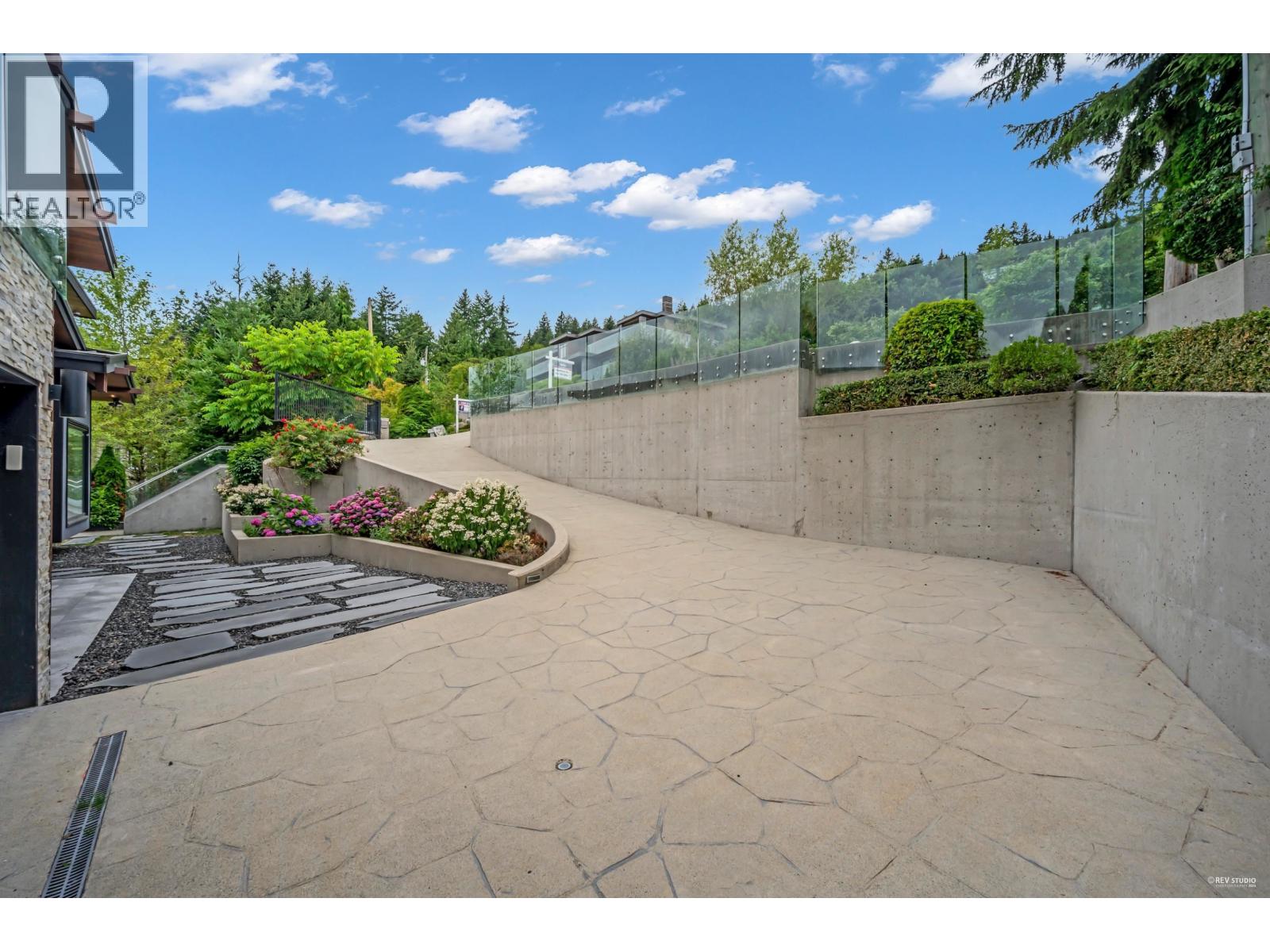 518 Ballantree Place, West Vancouver, British Columbia  V7S 1W5 - Photo 39 - R3083304