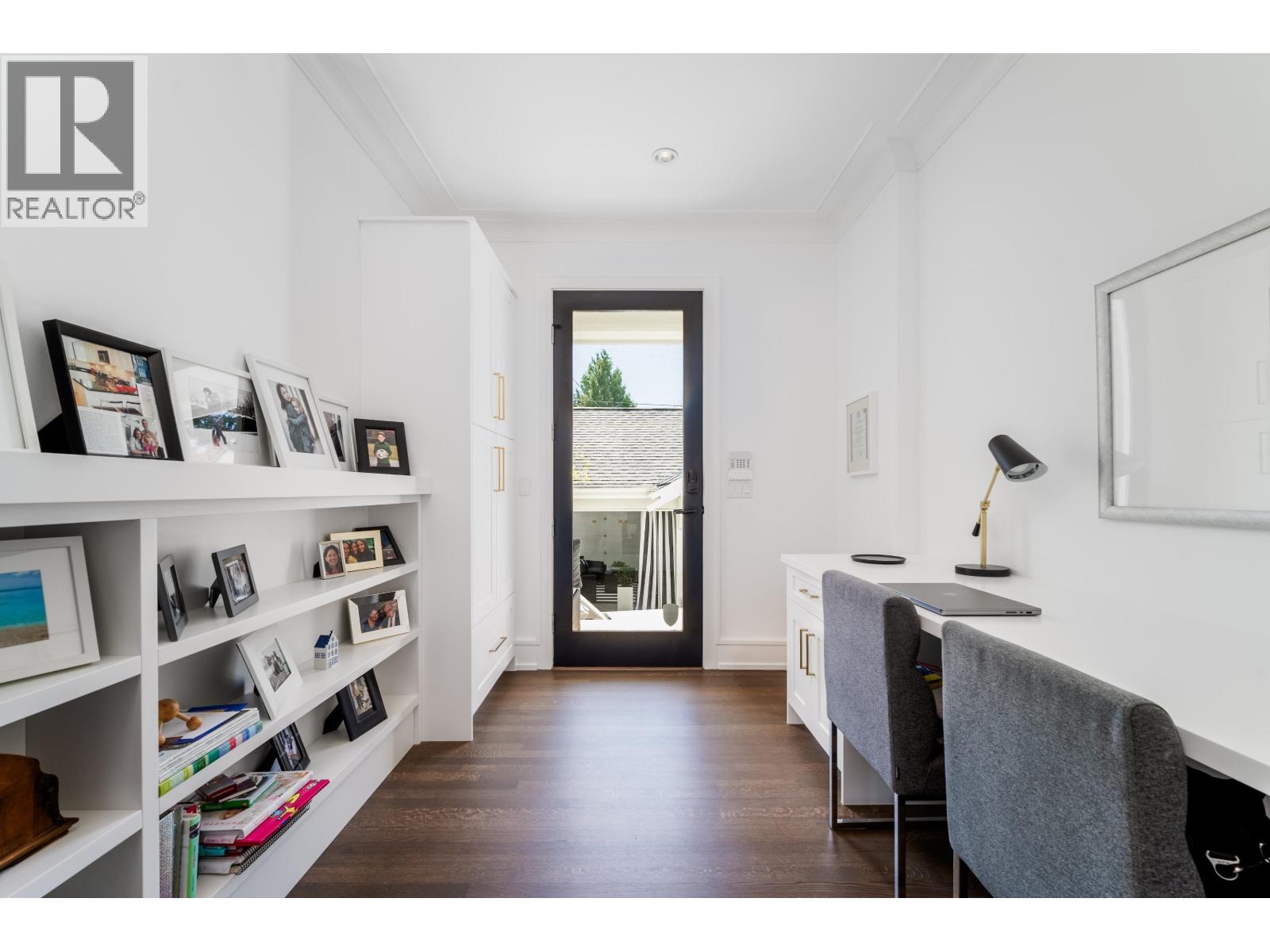 2040 W 58th Avenue, Vancouver, British Columbia  V6P 1X4 - Photo 12 - R3083312