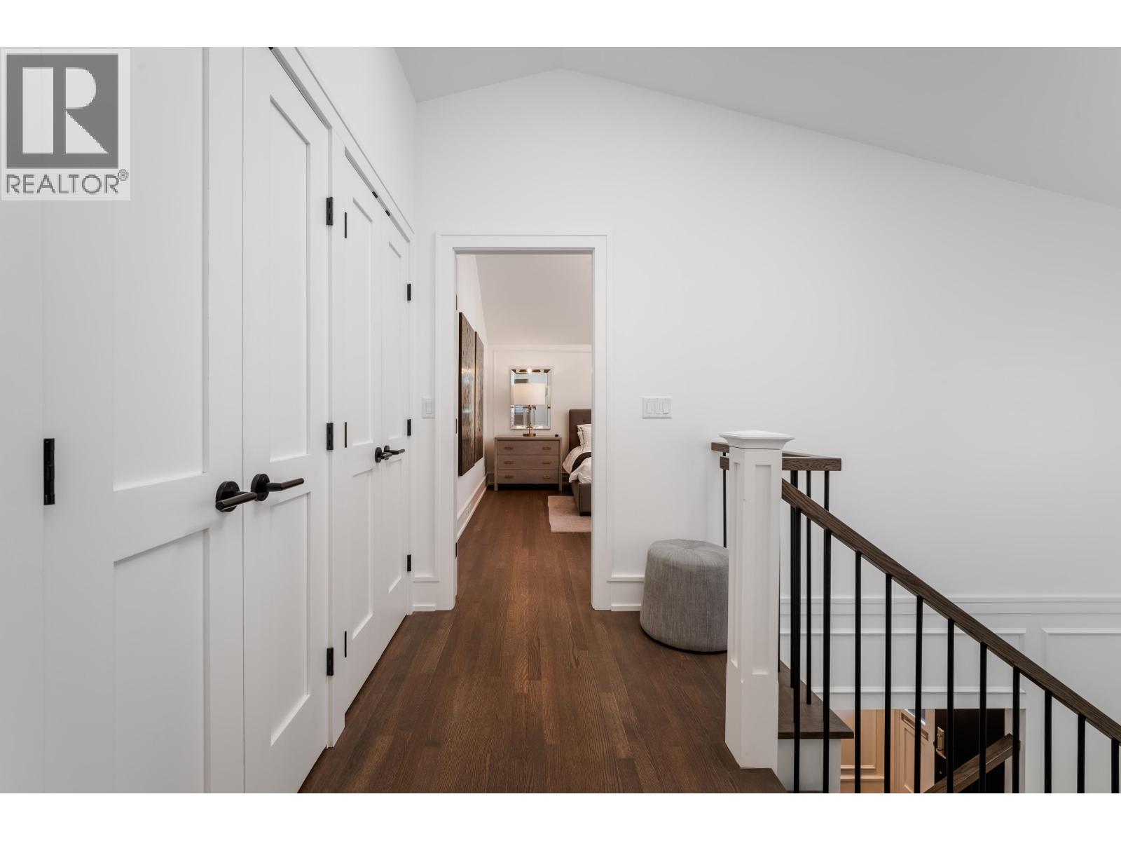 2040 W 58th Avenue, Vancouver, British Columbia  V6P 1X4 - Photo 13 - R3083312