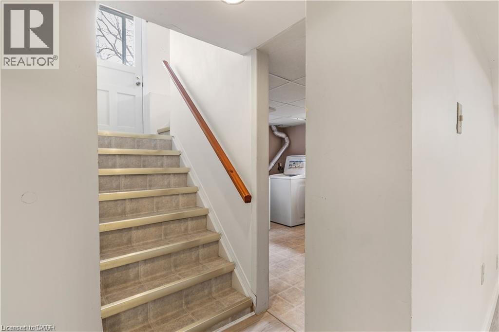 69 Lowrey Avenue N, Cambridge, Ontario  N1R 5A4 - Photo 15 - 40800989