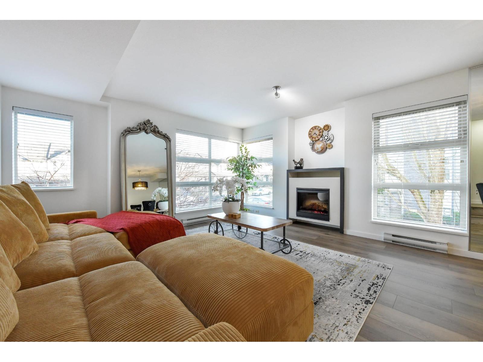 122 6671 121 Street, Surrey, British Columbia  V3W 1T9 - Photo 3 - R3083083