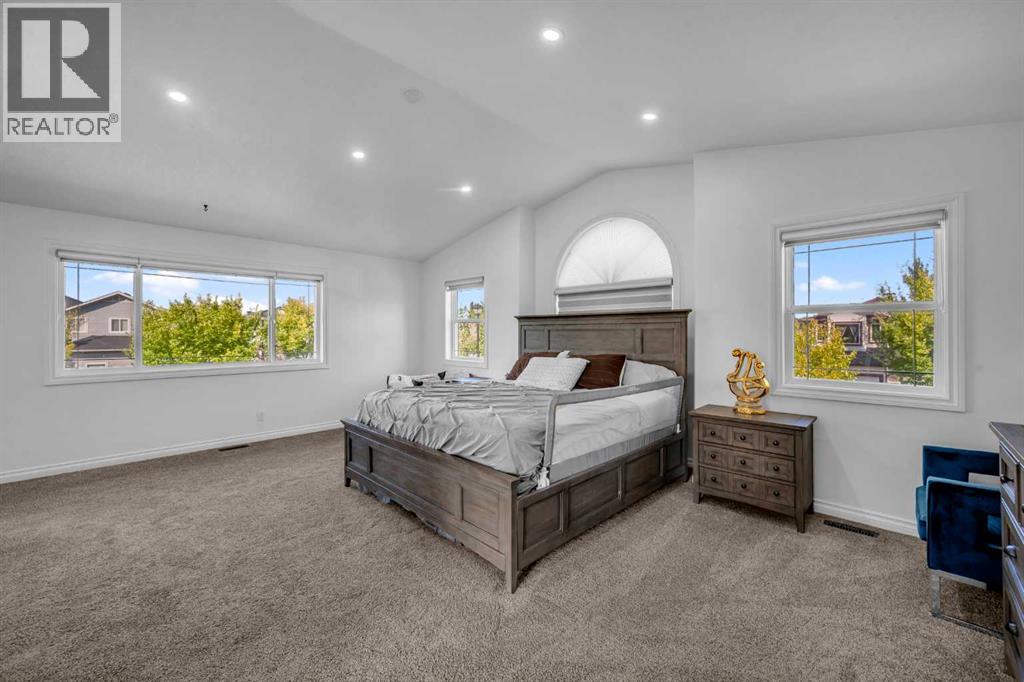 80 Canoe Square Sw, Airdrie, Alberta  T4B 2N6 - Photo 8 - A2275911