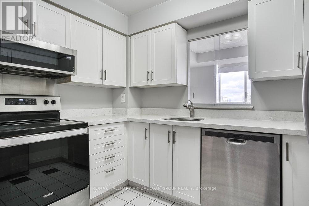 712 - 21 Overlea Boulevard, Toronto, Ontario  M4H 1P2 - Photo 3 - C12730910