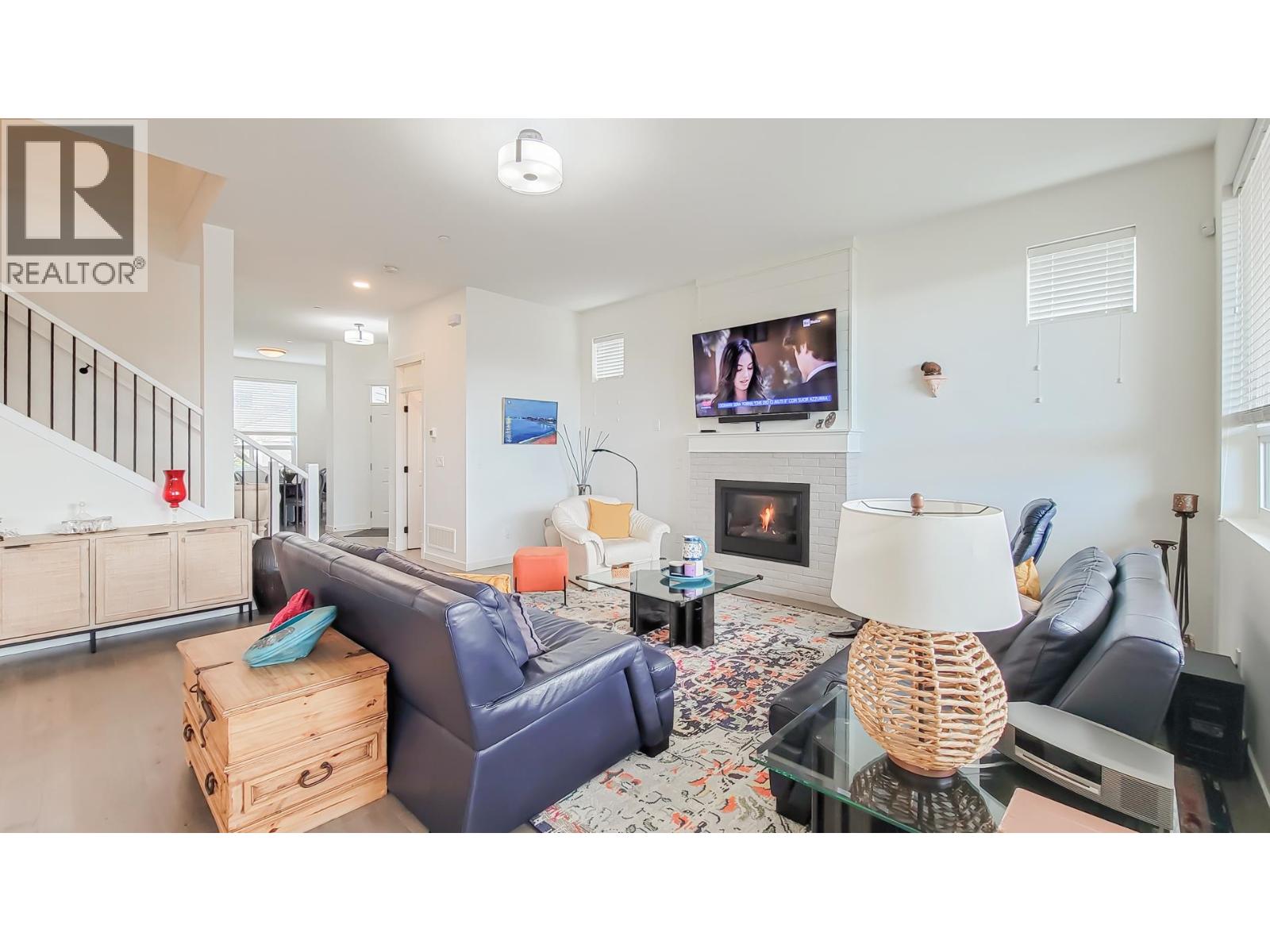 24670 106 Avenue, Maple Ridge, British Columbia  V2W 0A2 - Photo 4 - R3083332