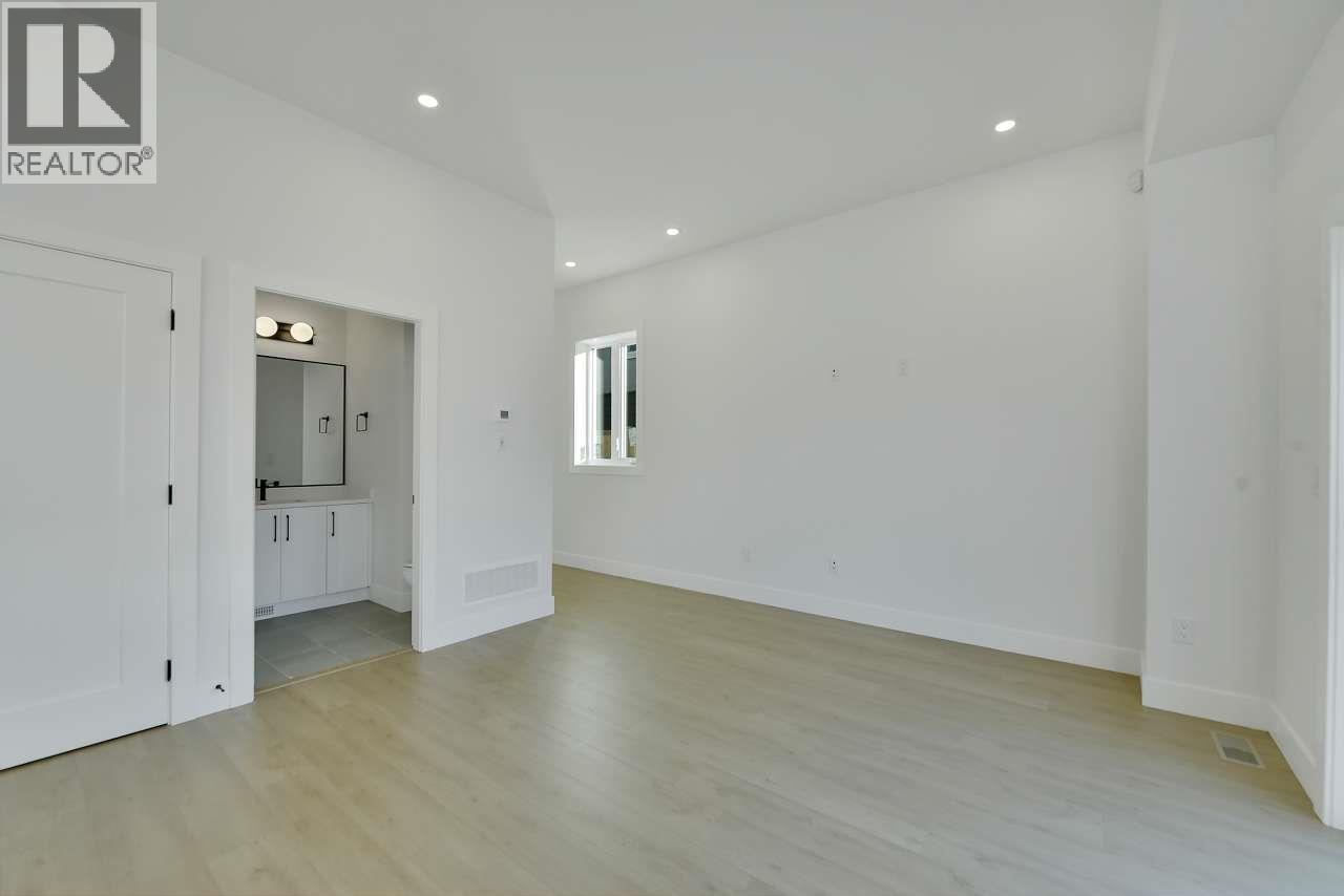 1 1436 E 1st Avenue, Vancouver, British Columbia  V5N 1A3 - Photo 3 - R3081950