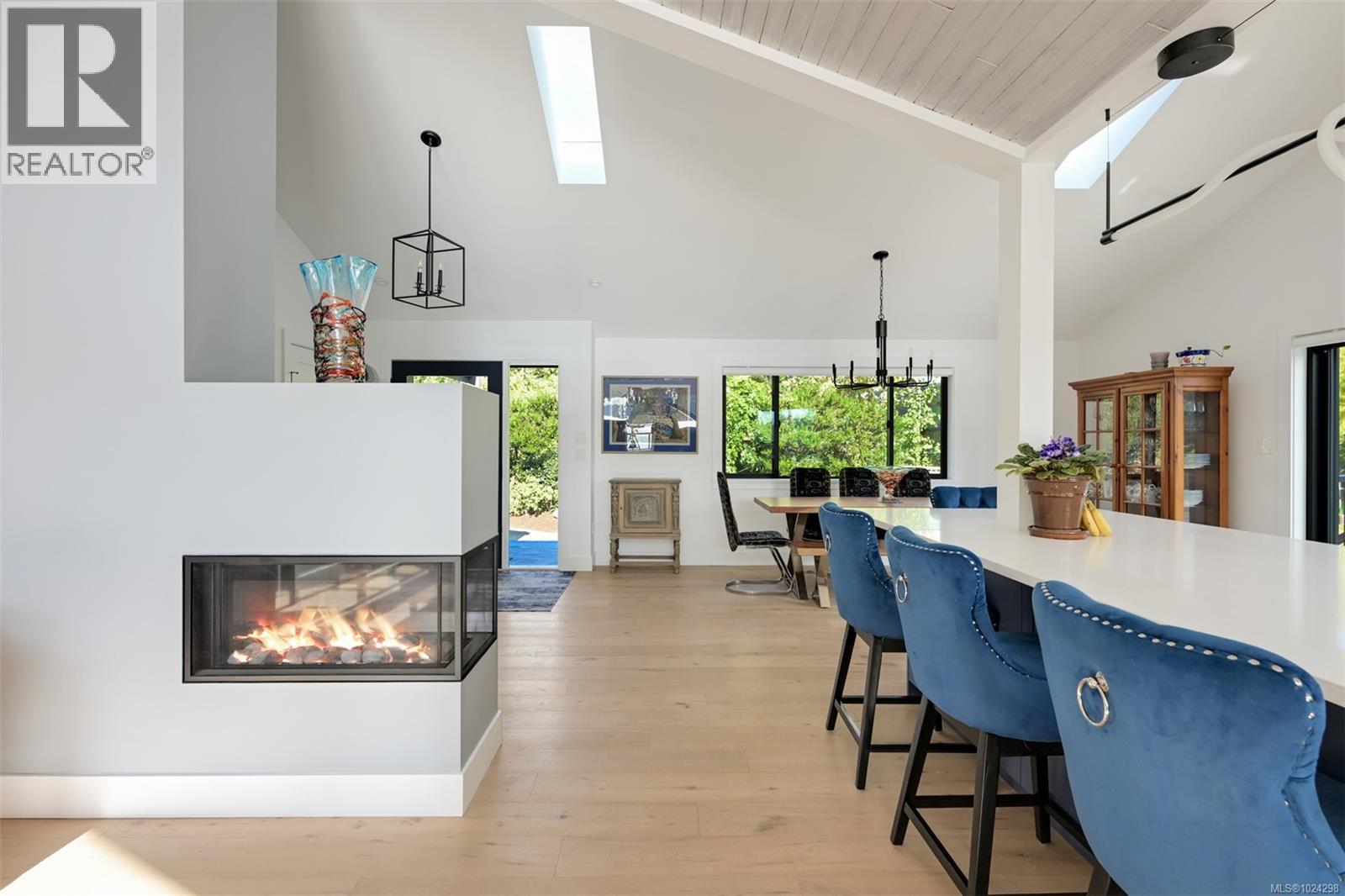 8 Woodville Pl, View Royal, British Columbia  V9B 1E6 - Photo 11 - 1024298