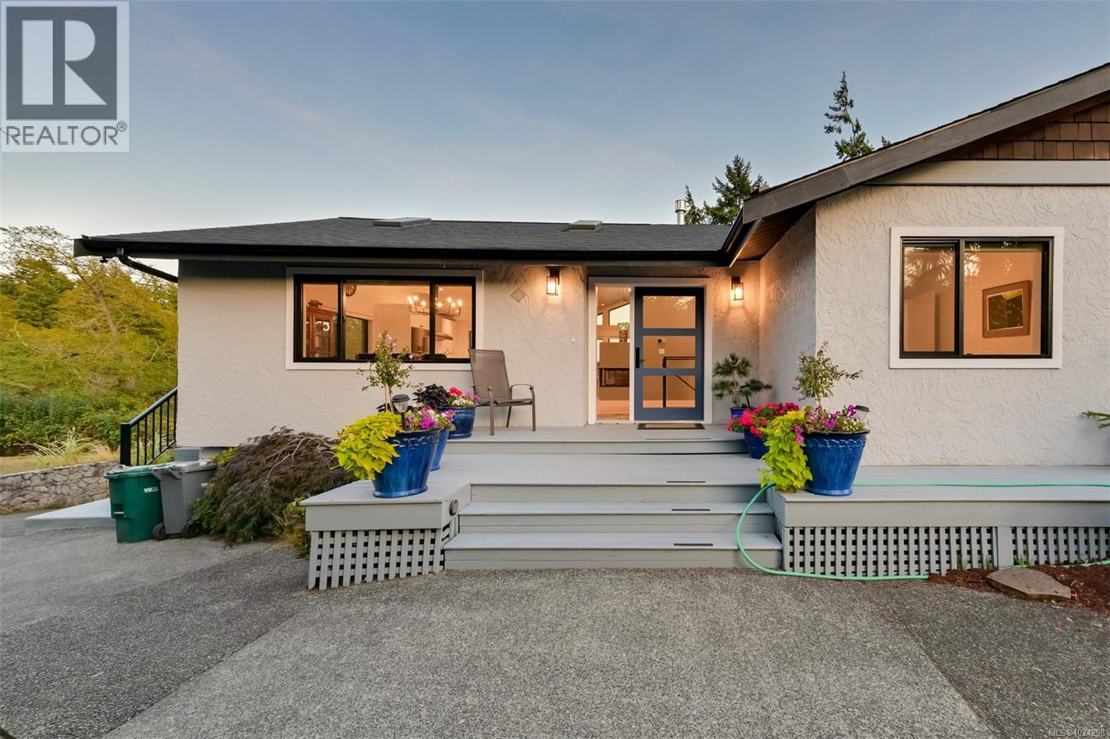 8 Woodville Pl, View Royal, British Columbia  V9B 1E6 - Photo 53 - 1024298