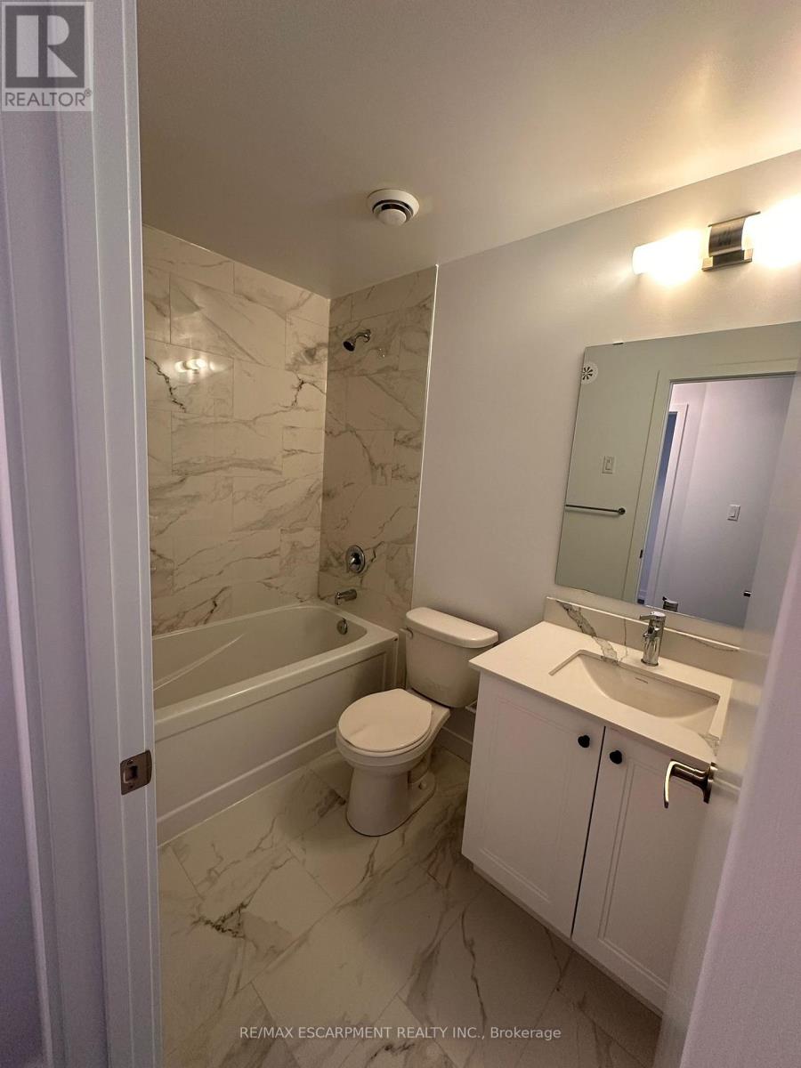 305 - 5 Bancroft Lane, Richmond Hill, Ontario  L4E 1M1 - Photo 7 - N12730888