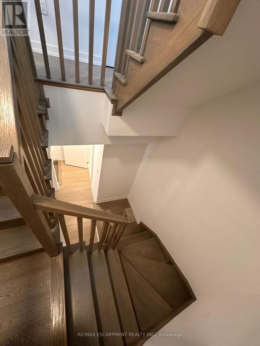 305 - 5 Bancroft Lane, Richmond Hill, Ontario  L4E 1M1 - Photo 9 - N12730888