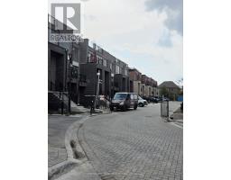 305 - 5 BANCROFT LANE, Richmond Hill, Ontario