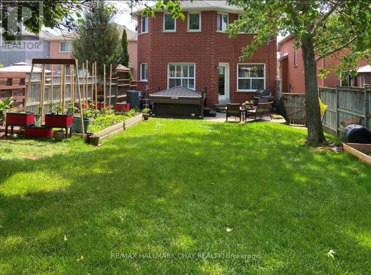 13 Teal Place, Barrie, Ontario  L4N 8W1 - Photo 23 - S12730894