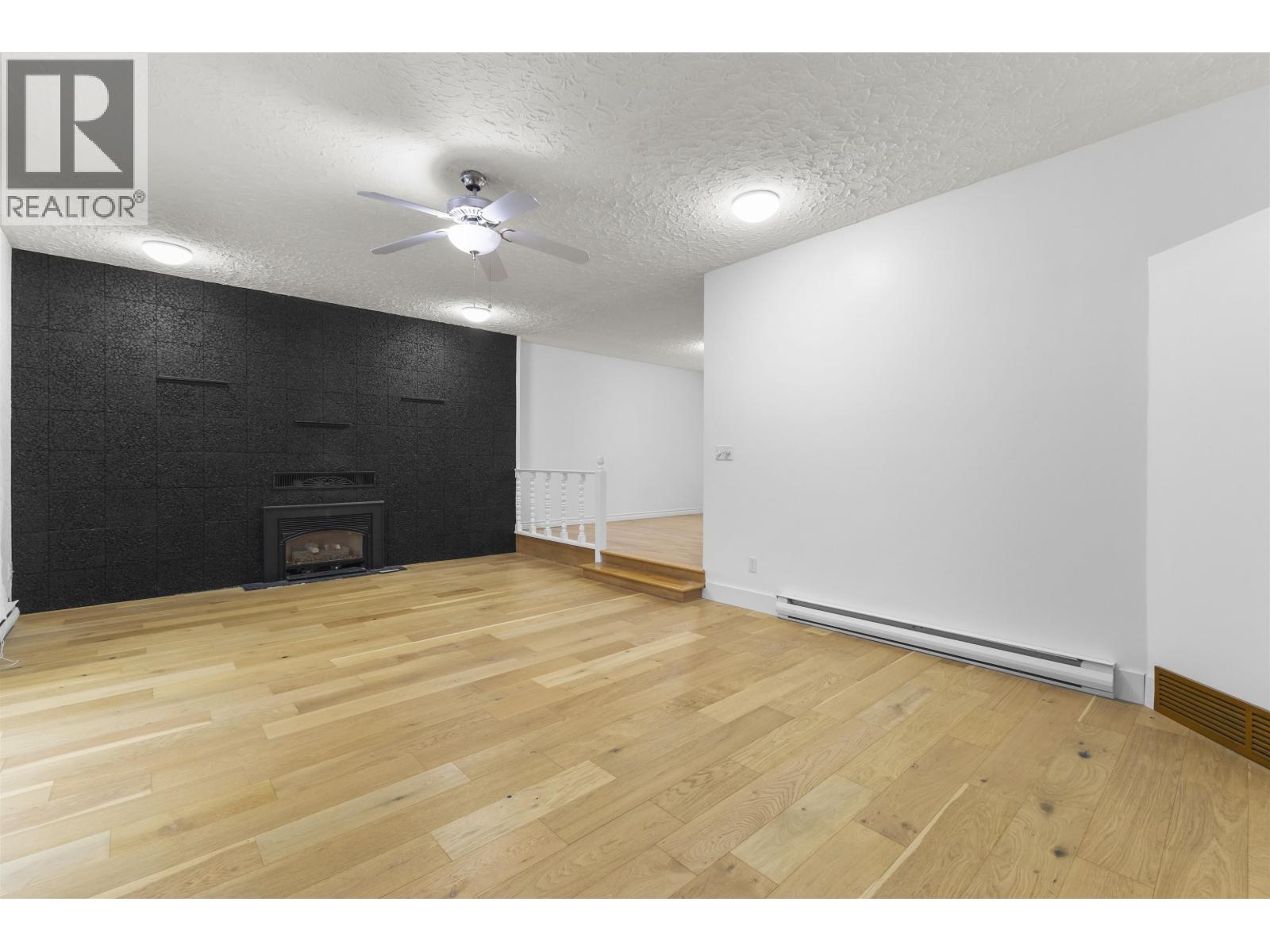 2514 Izowski Place, Prince George, British Columbia  V2N 3C7 - Photo 3 - R3082598