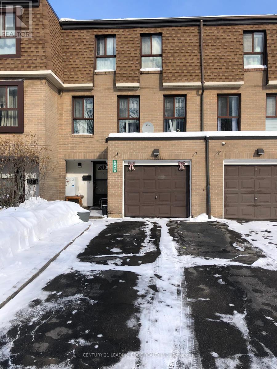 135 - 245 FLEETWOOD CRESCENT, Brampton, Ontario