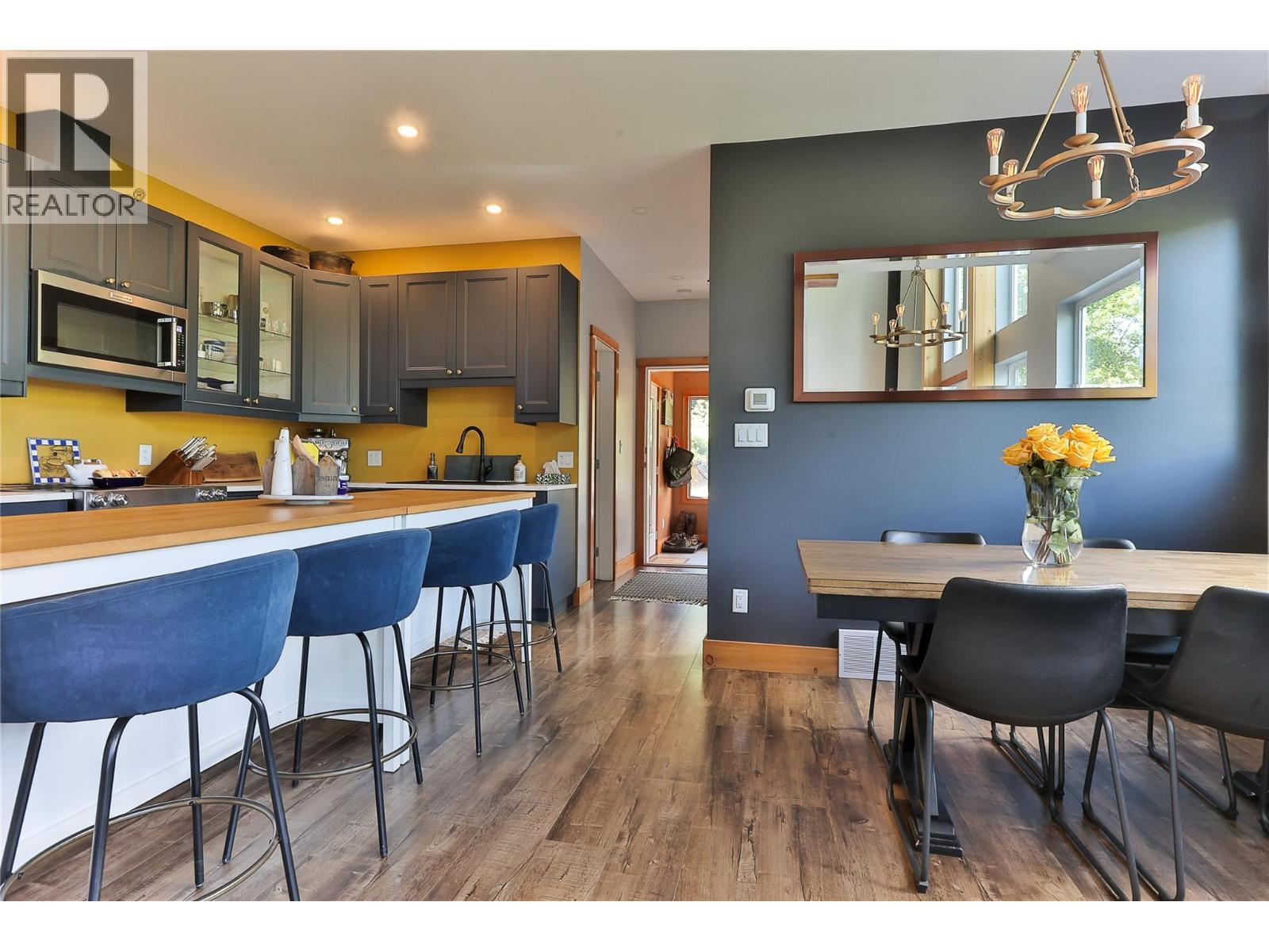 300 Richie Road, Rossland, British Columbia V0G 1Y0 - Photo 30 - 10372252