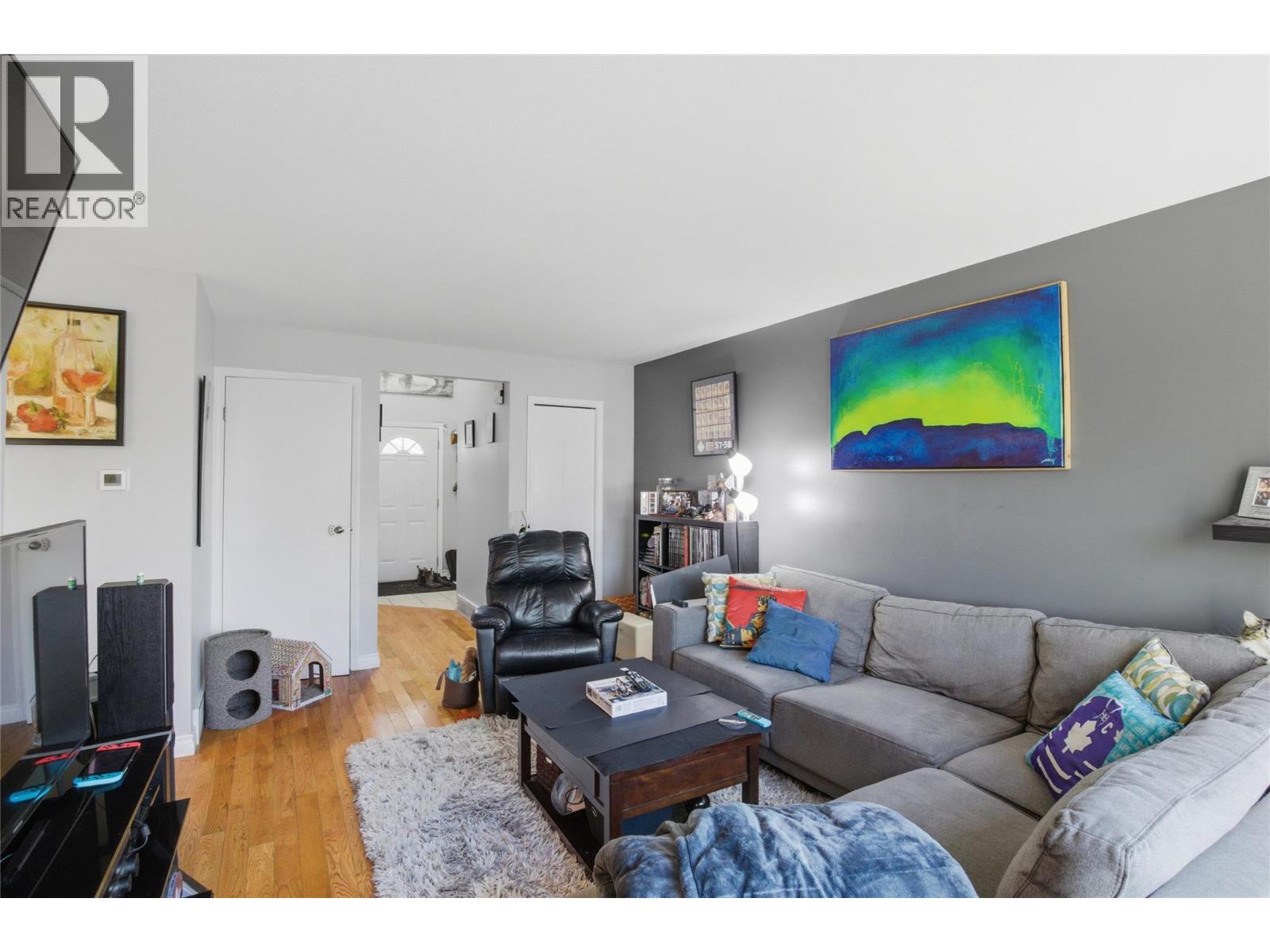 1750 Mckinley Court Unit# 12, Kamloops, British Columbia  V2E 2N6 - Photo 4 - 10373754