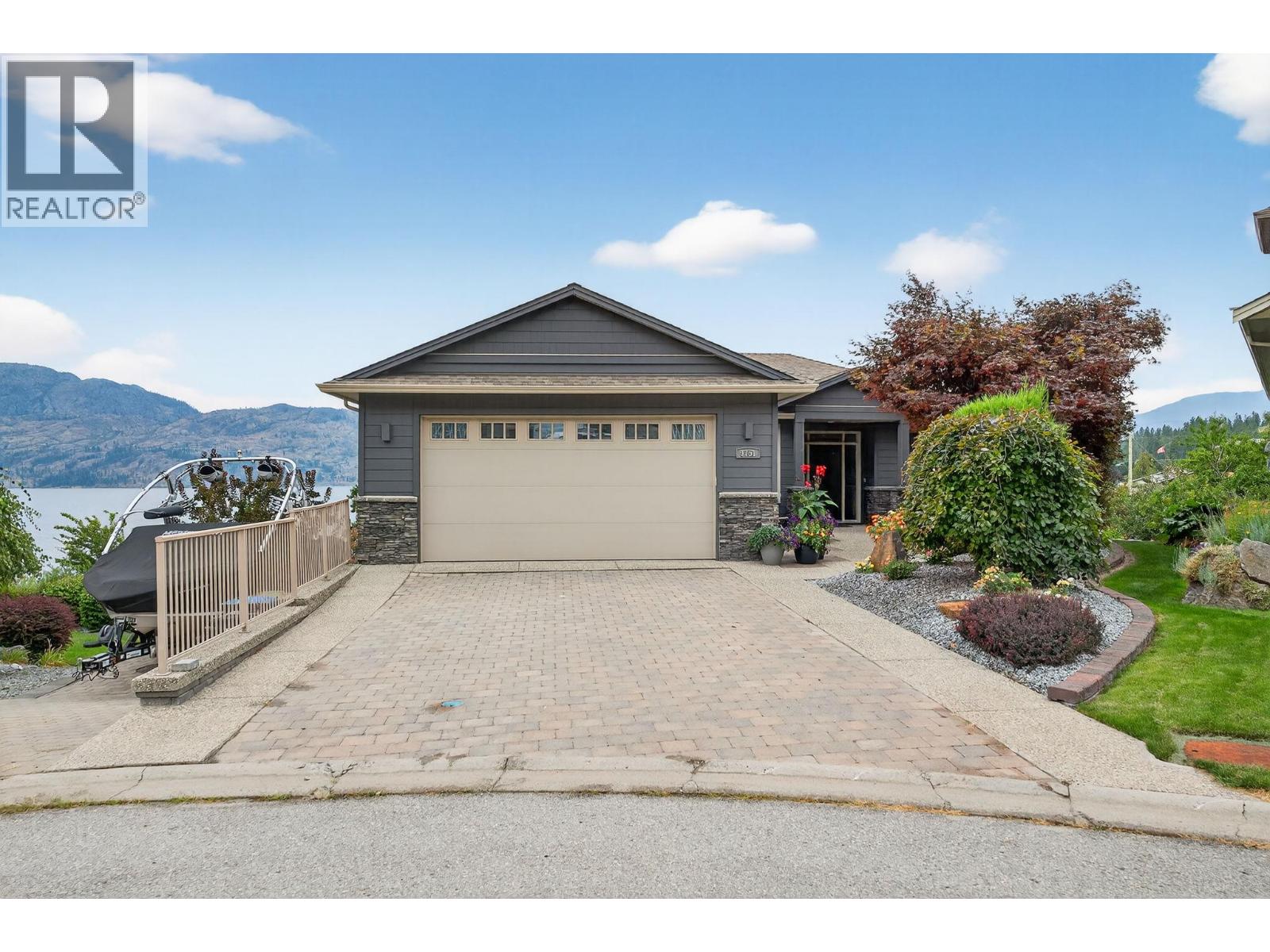 3751 Lornell Court, Peachland, British Columbia  V0H 1X2 - Photo 4 - 10373756