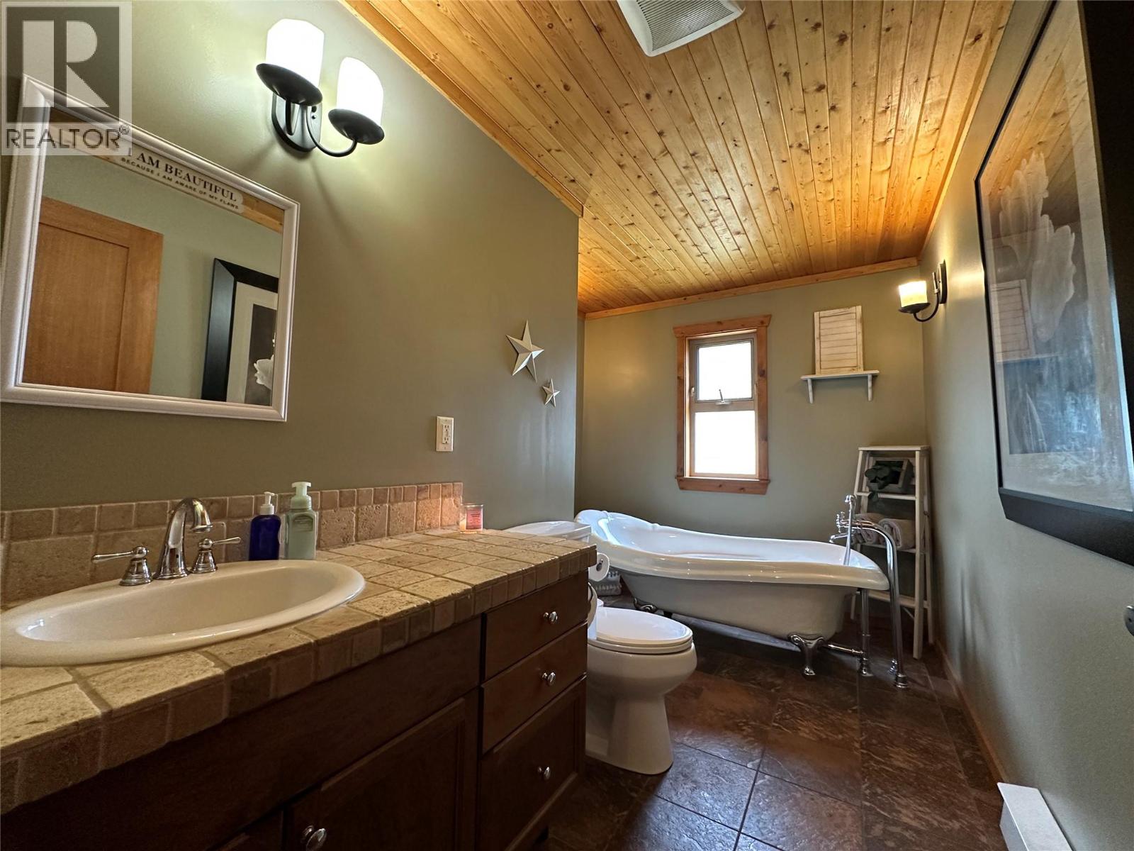 109 Missezula Lake Road, Princeton, British Columbia  V0X 1W0 - Photo 10 - 10373794