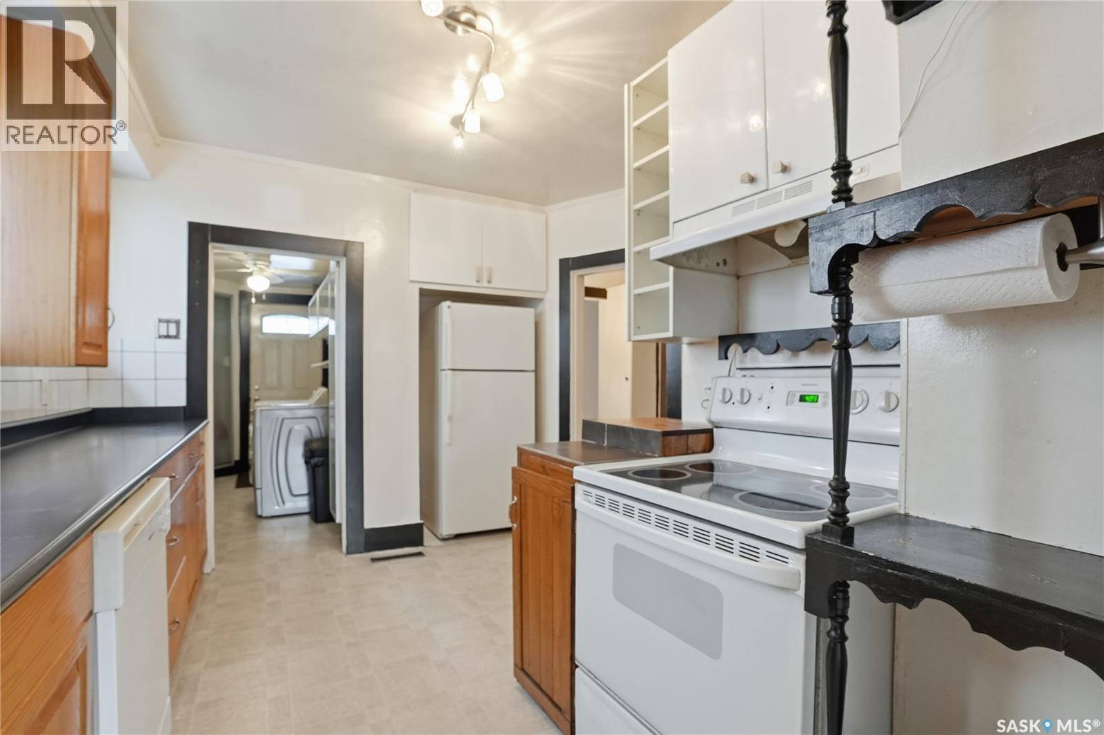 912 5th Avenue N, Saskatoon, Saskatchewan  S7K 2S1 - Photo 14 - SK027341