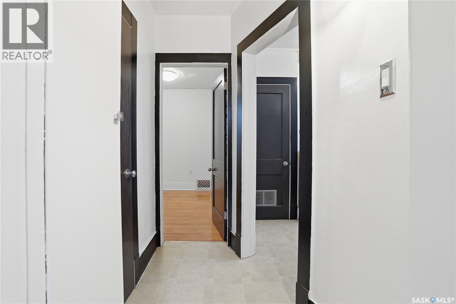 912 5th Avenue N, Saskatoon, Saskatchewan  S7K 2S1 - Photo 22 - SK027341