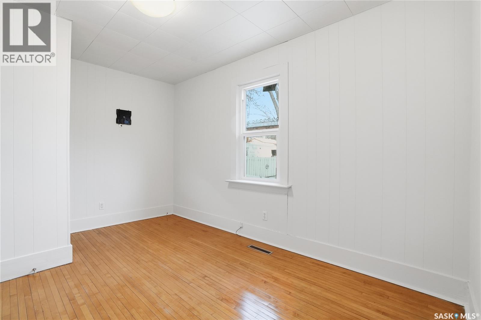 912 5th Avenue N, Saskatoon, Saskatchewan  S7K 2S1 - Photo 23 - SK027341