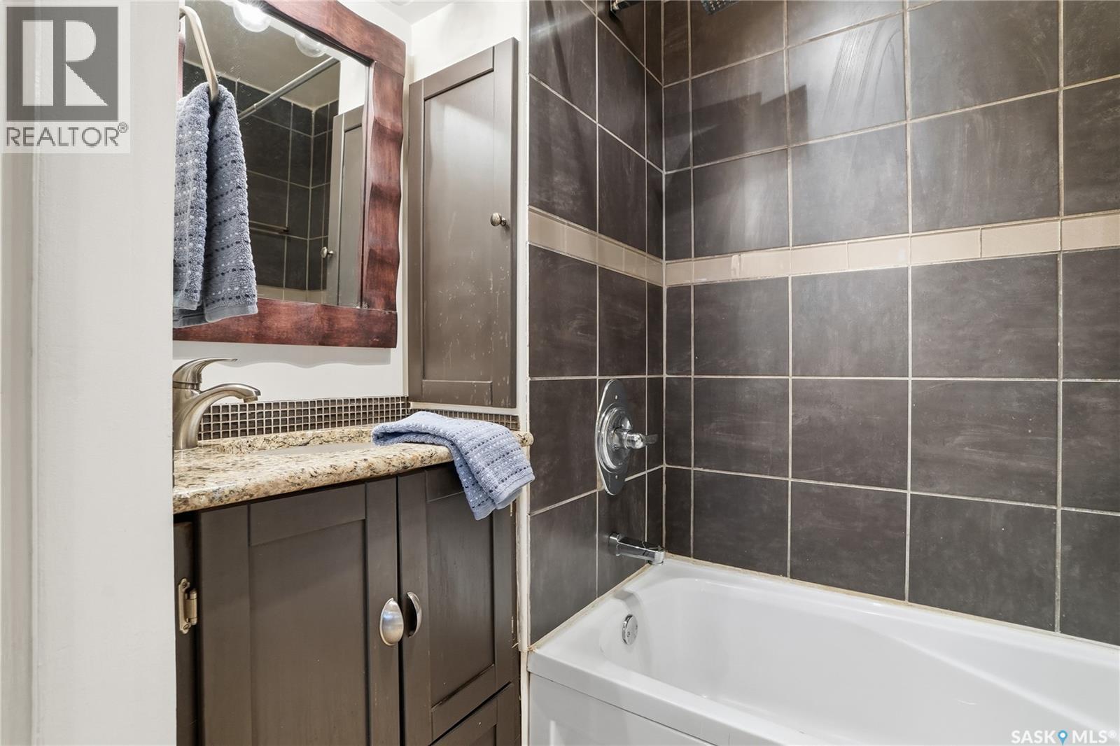 912 5th Avenue N, Saskatoon, Saskatchewan  S7K 2S1 - Photo 27 - SK027341